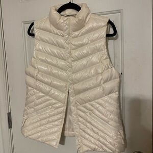 Talbots M NWOT Cream Puffer Vest